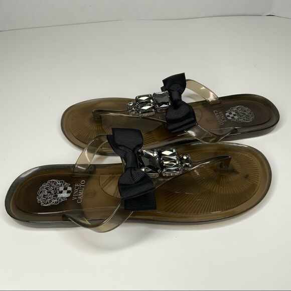 VINCE Camuto thong sandals. - Picture 7 of 12